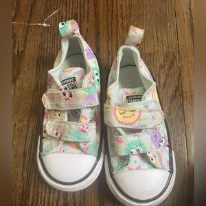 Converse Toddler 6 Sneakers